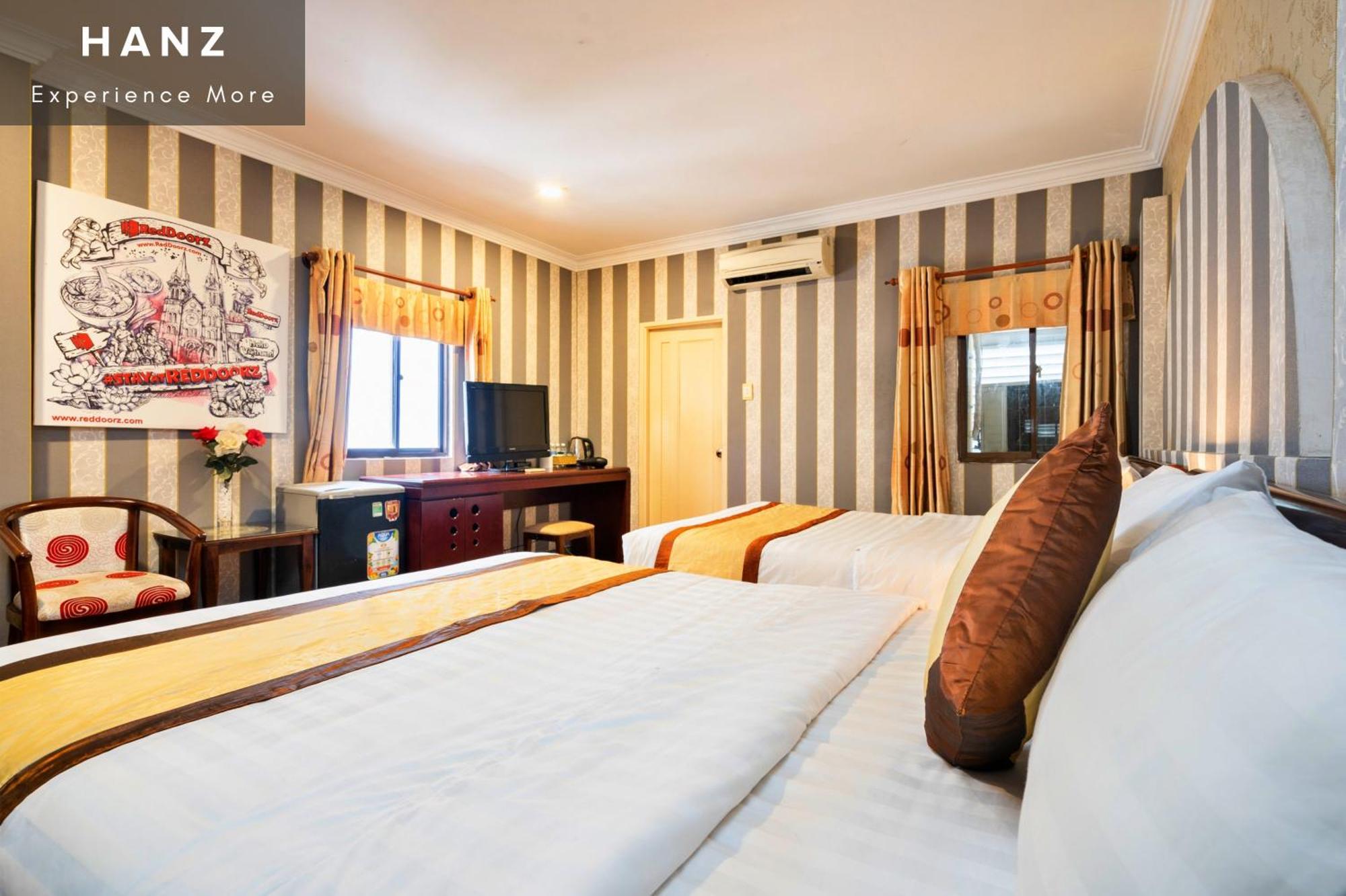 Cosmo Central Hotel Hô Chi Minh-Ville Extérieur photo
